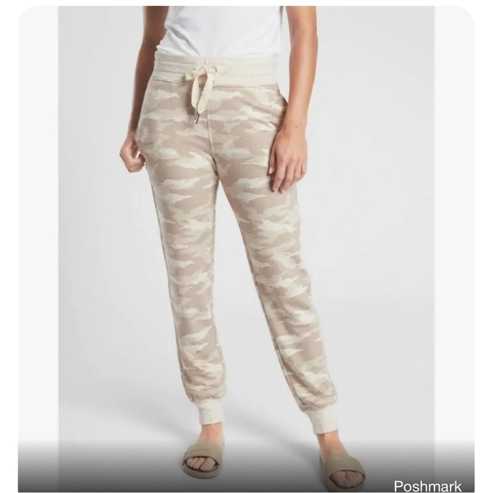Athleta Balance Printed Oatmeal Heather Camo Luxe Jogger Small